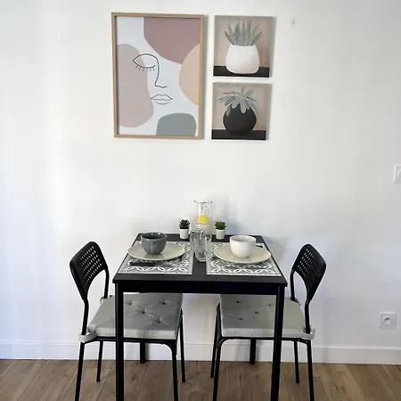 Joli Place Garibaldi, Vieux-nice, Port Apartment